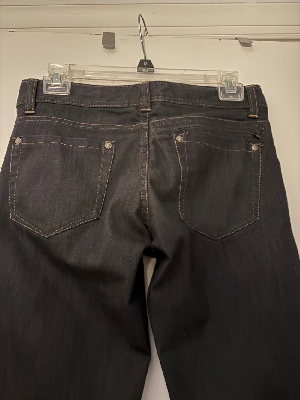 Athleta Women’s Slim Straight Jeans with button and drawstring!